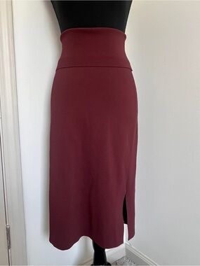 MM LaFleur Harlem Stretch Knit Pencil Skirt Burgundy Sz S Work Quiet Luxury
